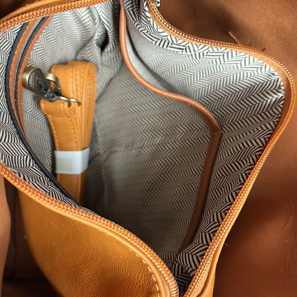 Jen & Co Alexa 2-in-1 Hobo Bag - Picture 5 of 5